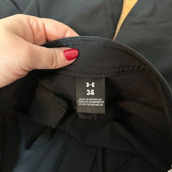 Under Armour Men’s Tech Cargo Shorts 34 Black Golf Stretch Casual 10" Inseam - Picture 5 of 6